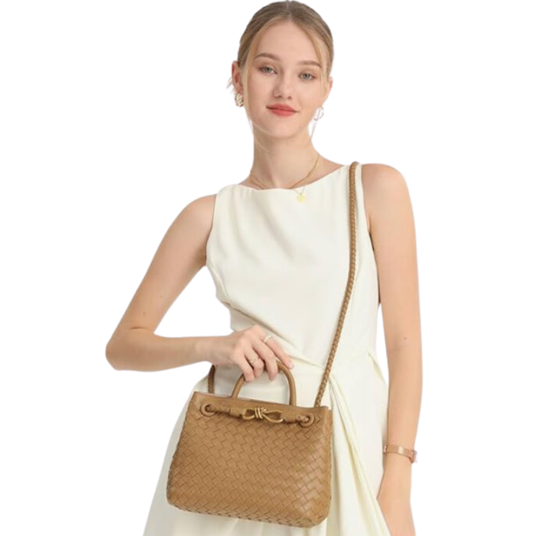 Avanzare Shoulder Bag