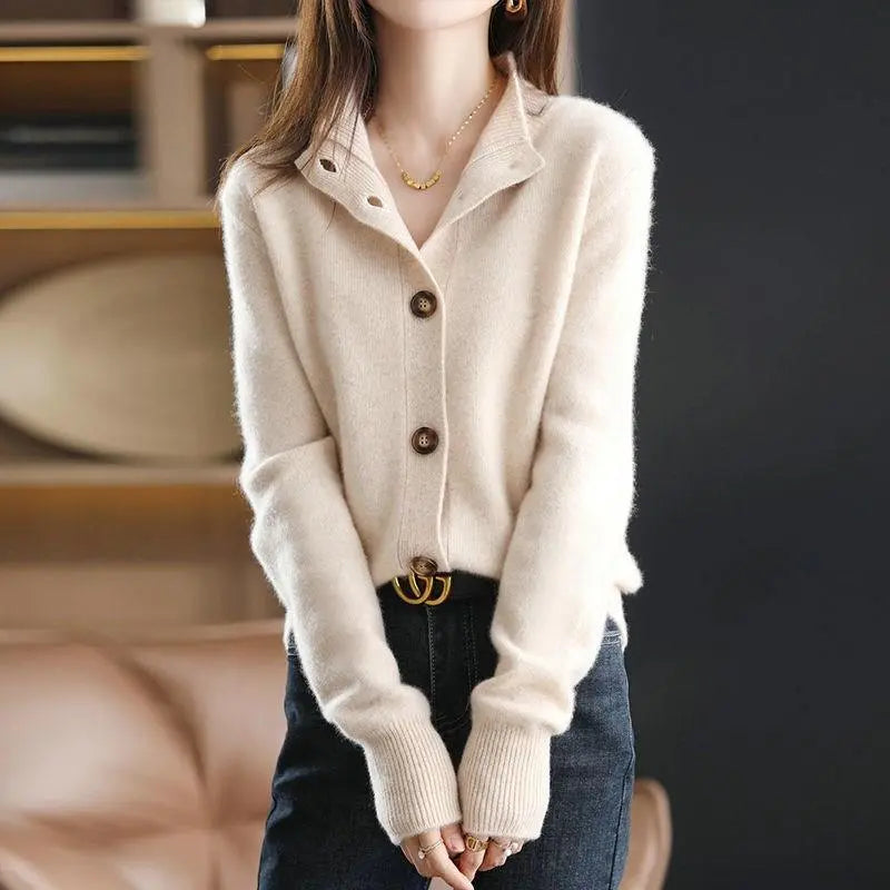 Carolina - Elegant Sweater For Women